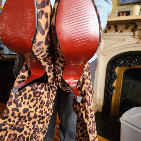 Over the knee cheetah heels - Picture 3 of 4